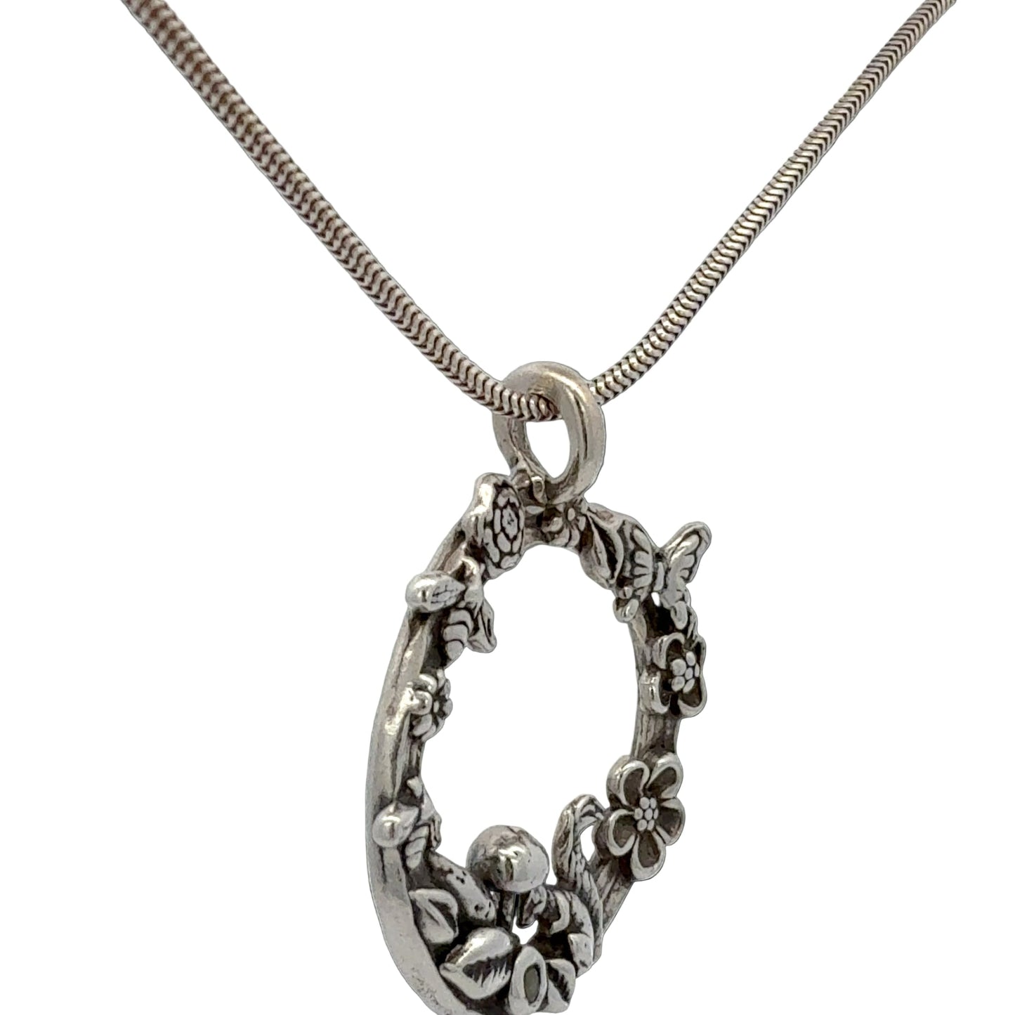 Wreath of nature pendant