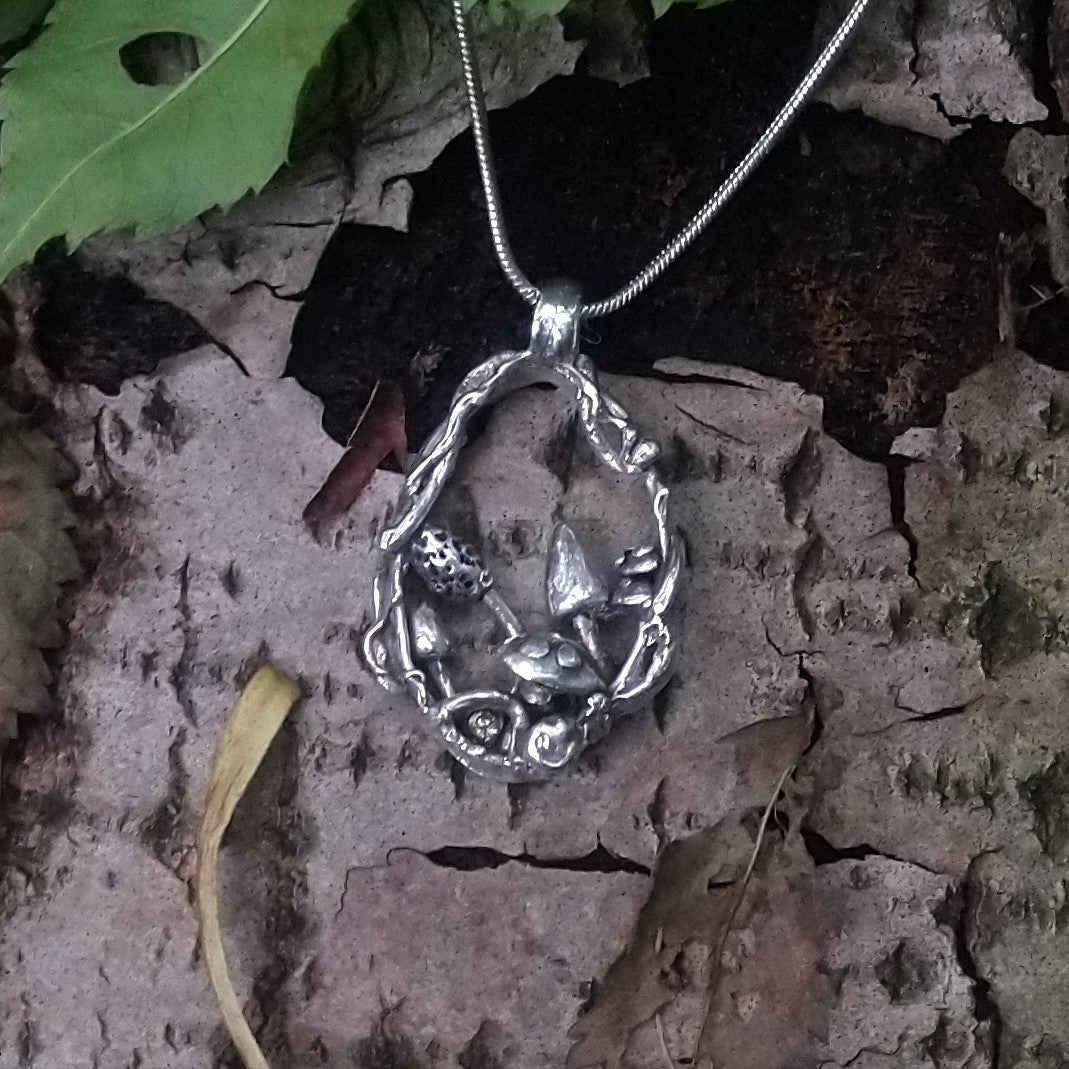 Small Woodland Necklace