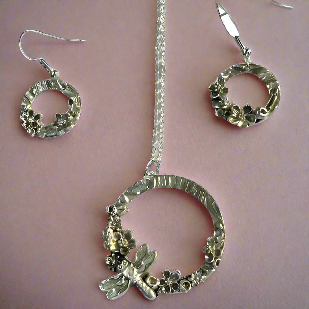 Full Day Design and Make Silver Jewellery
