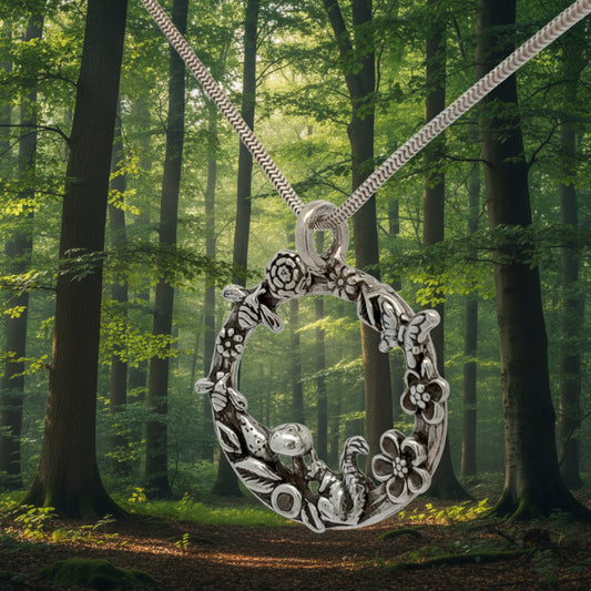 Wreath of nature pendant