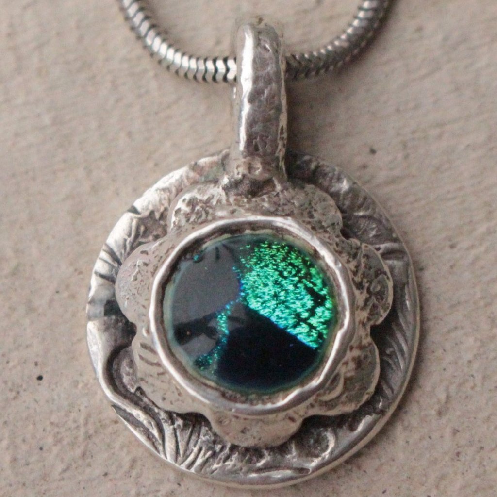 Green flower amulet